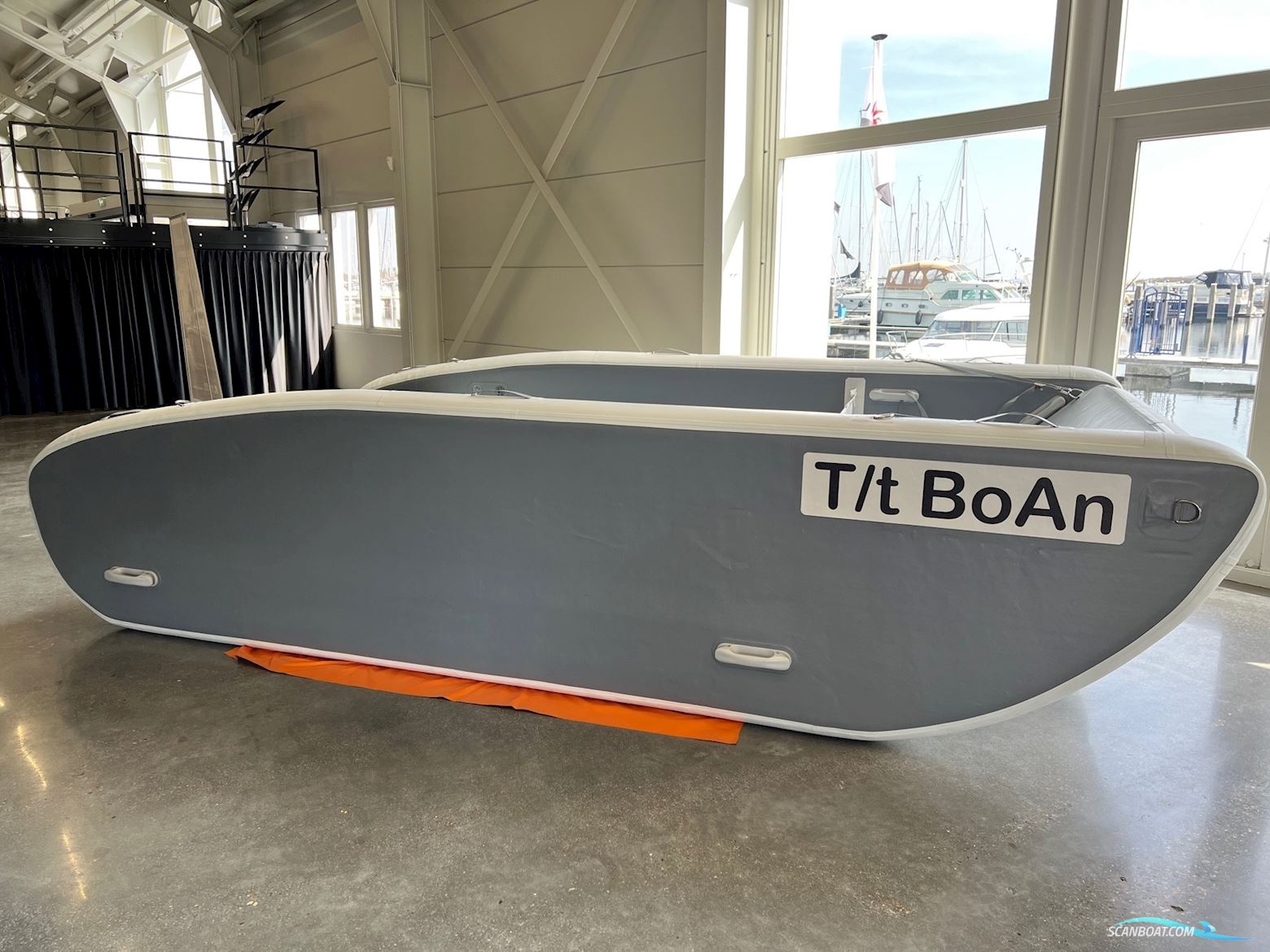 Hovercraft D.o.o. Electricat 450 Rubberboten en ribs 2021, The Netherlands