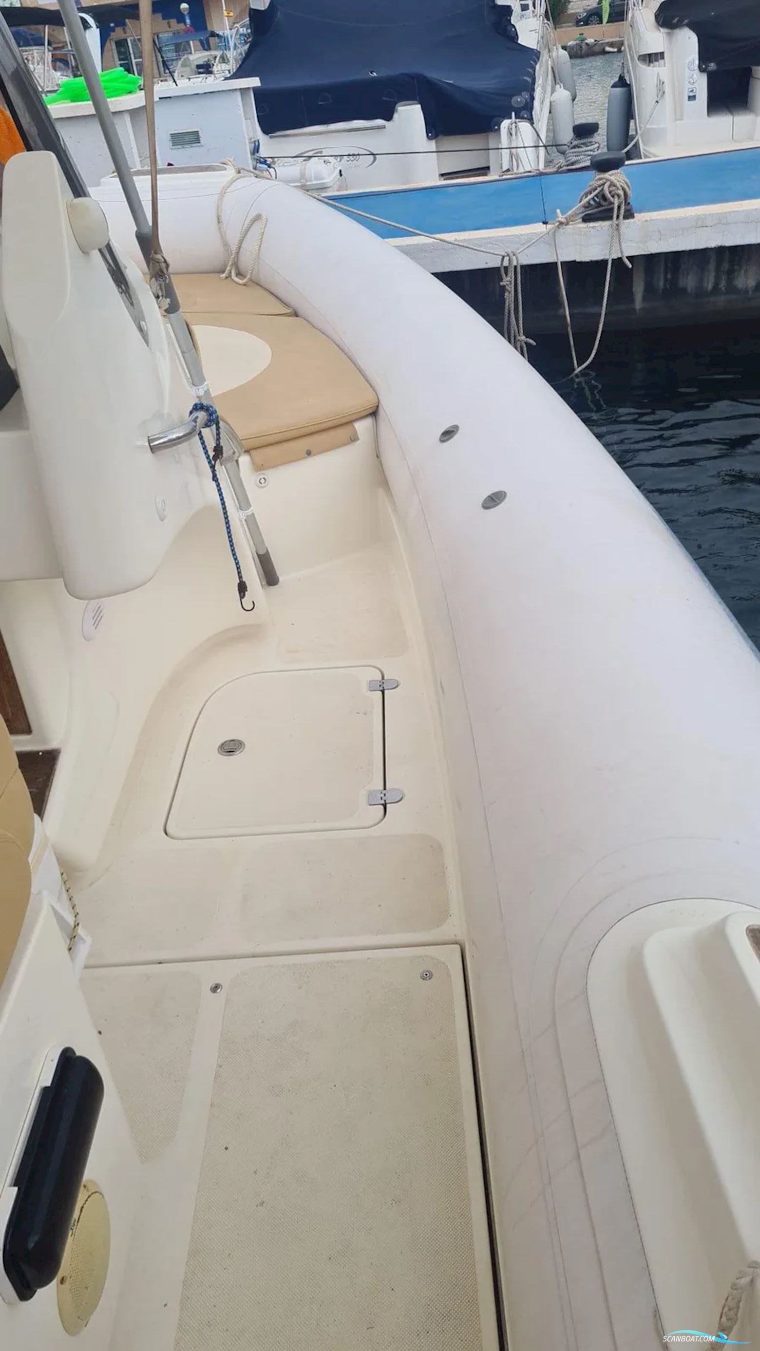 Joker Boat 700 Wide