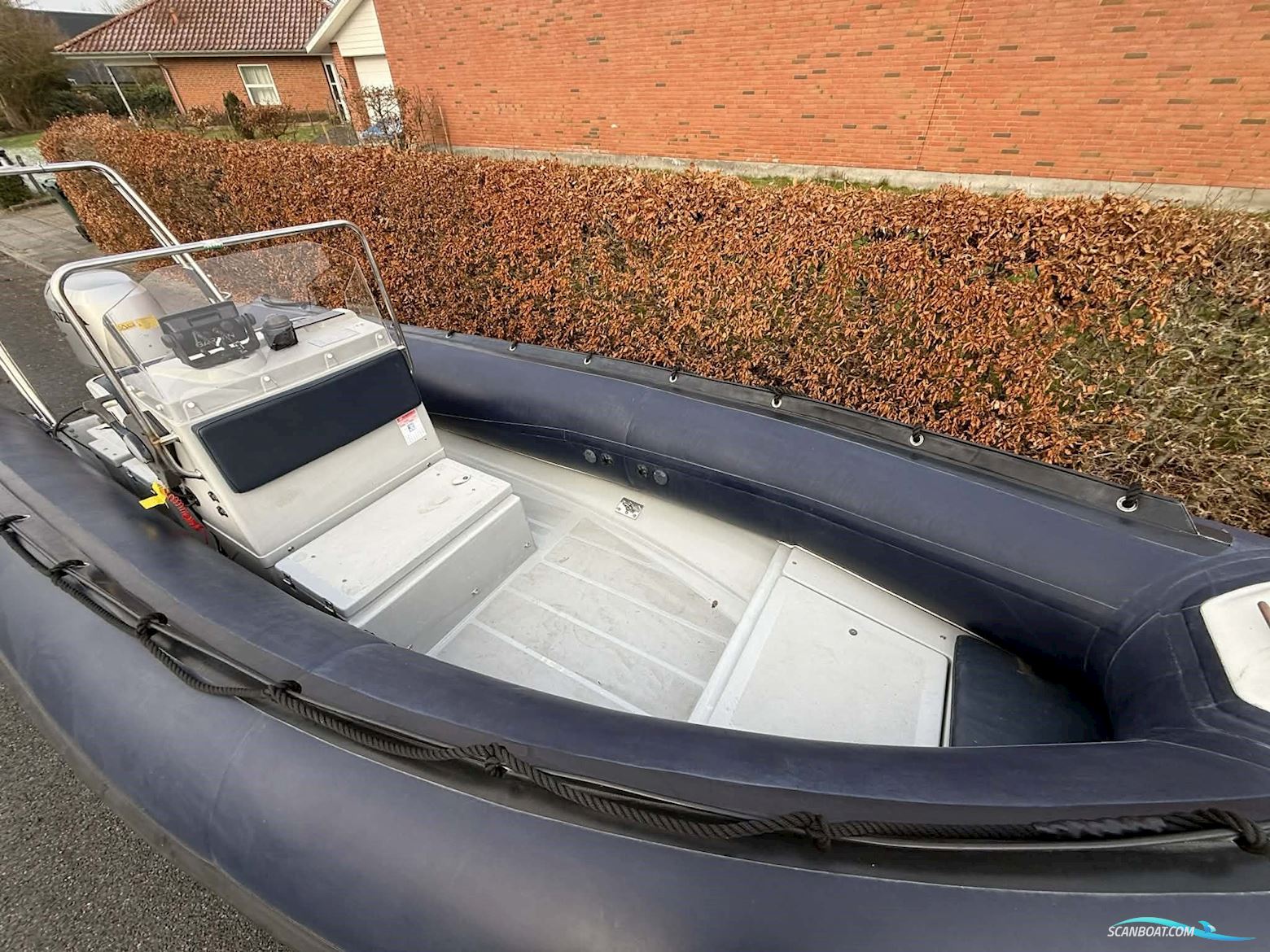 Joker Boat Coaster 580 Med 90 hk Honda