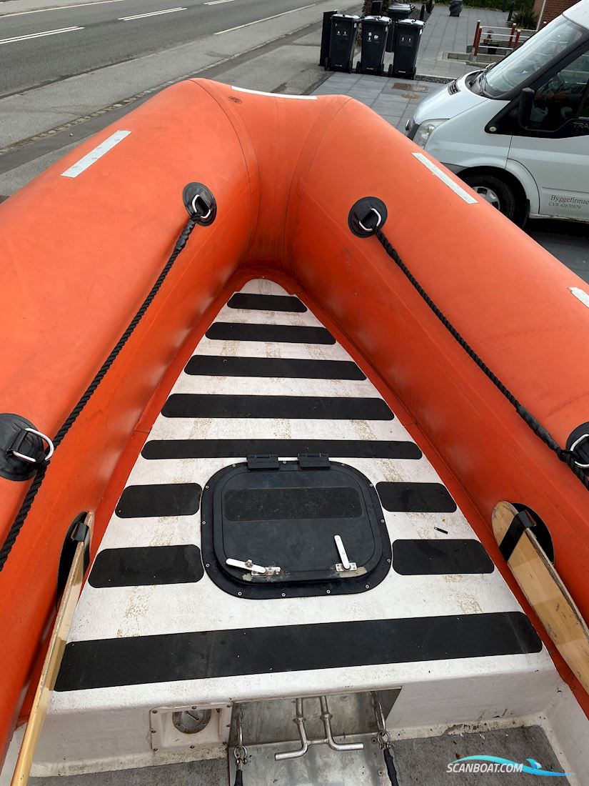 Prosafe 740 Rescue Rib