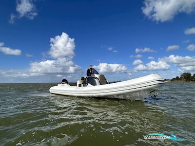 Sacs Strider 900 Rubberboten en ribs 2023, met Mercury motor, The Netherlands