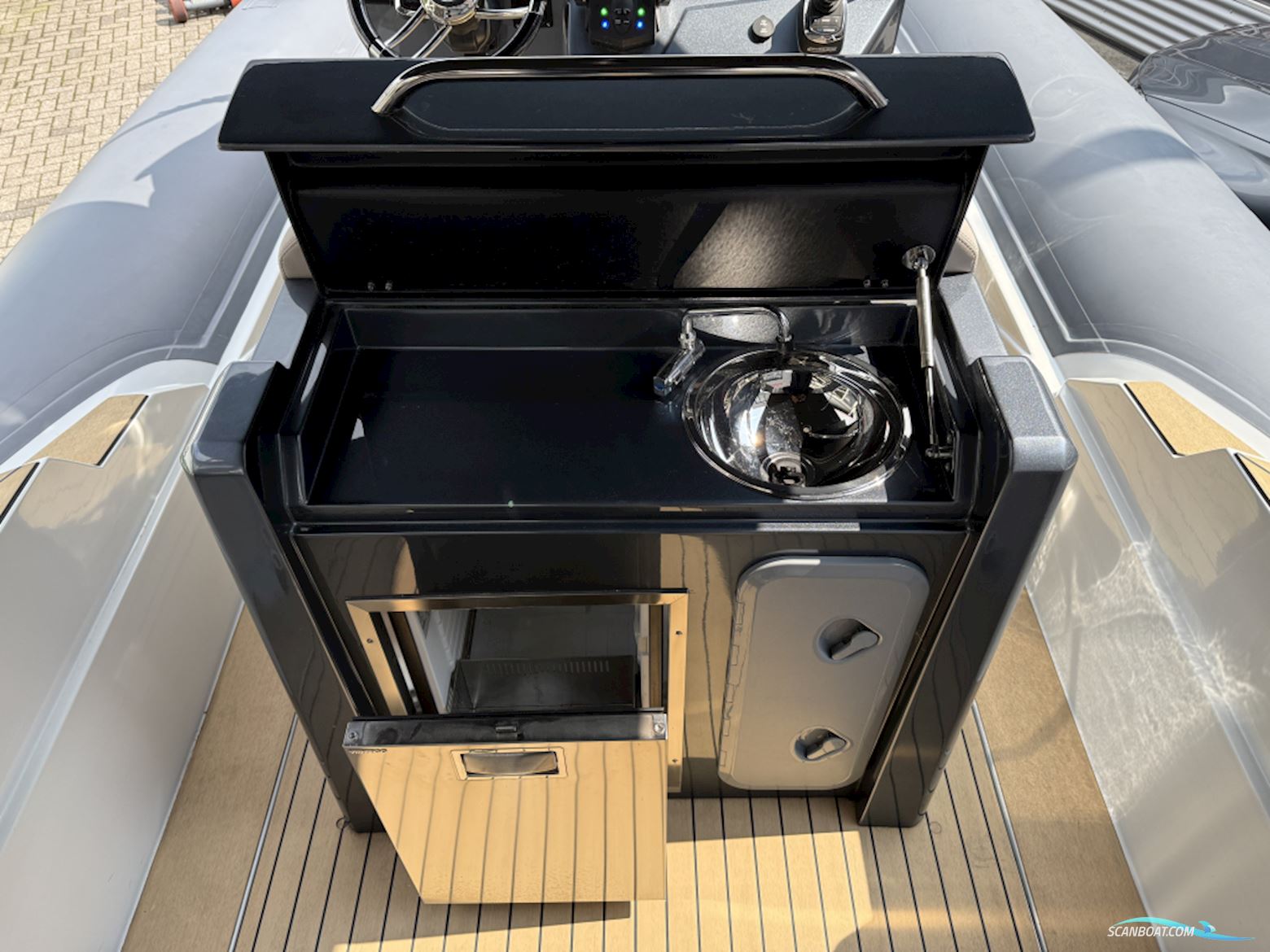 Stingher 30 Gran Turismo