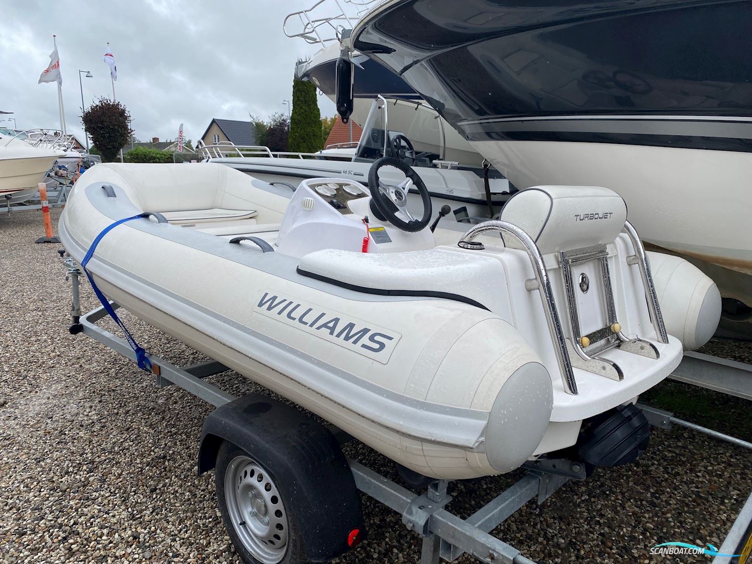 Williams Turbojet 325 Rubberboten en ribs 2009, met Weber motor, Denemarken
