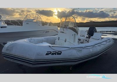 Zodiac 550 Pro Rubberboten en ribs 2005, met Mercury motor, Sweden