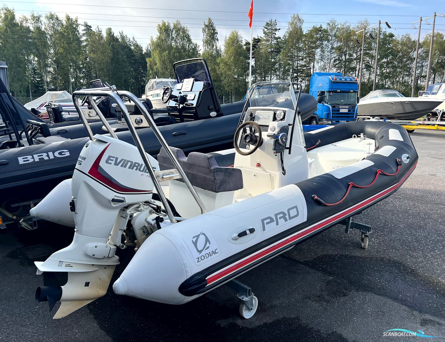 Zodiac 550 Pro Special Edition Rubberboten en ribs 2014, met Evinrude 75hk, uppgraderad med mjukvara till 90hk motor, Sweden