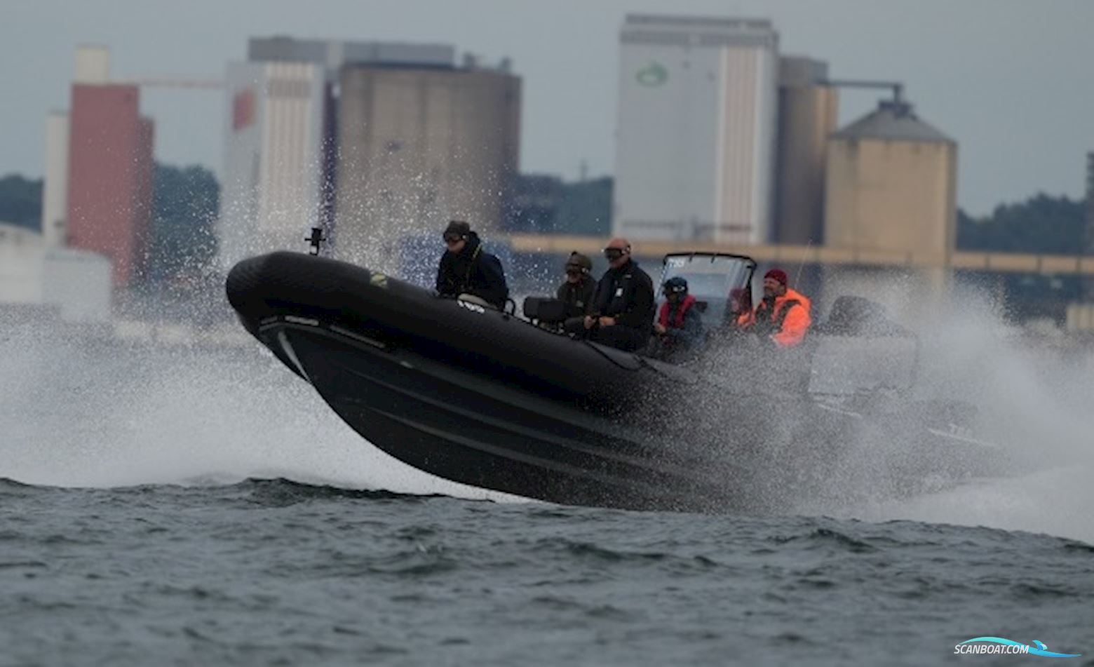 Zodiac Milpro Ssr8.75 Med Nye Motorer. Den Ultimative Rib Til Alt.