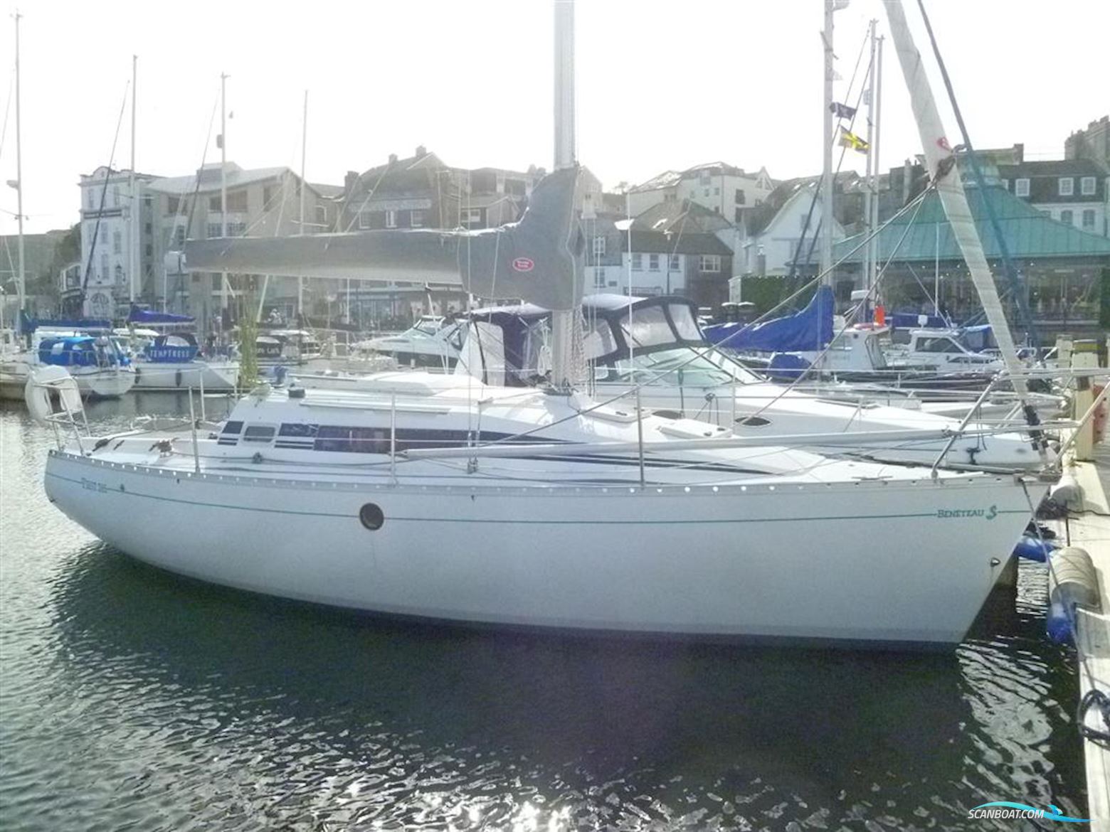 Beneteau First 285 Sailing boat 1989, with 1 x Volvo Penta 2002 engine, United Kingdom