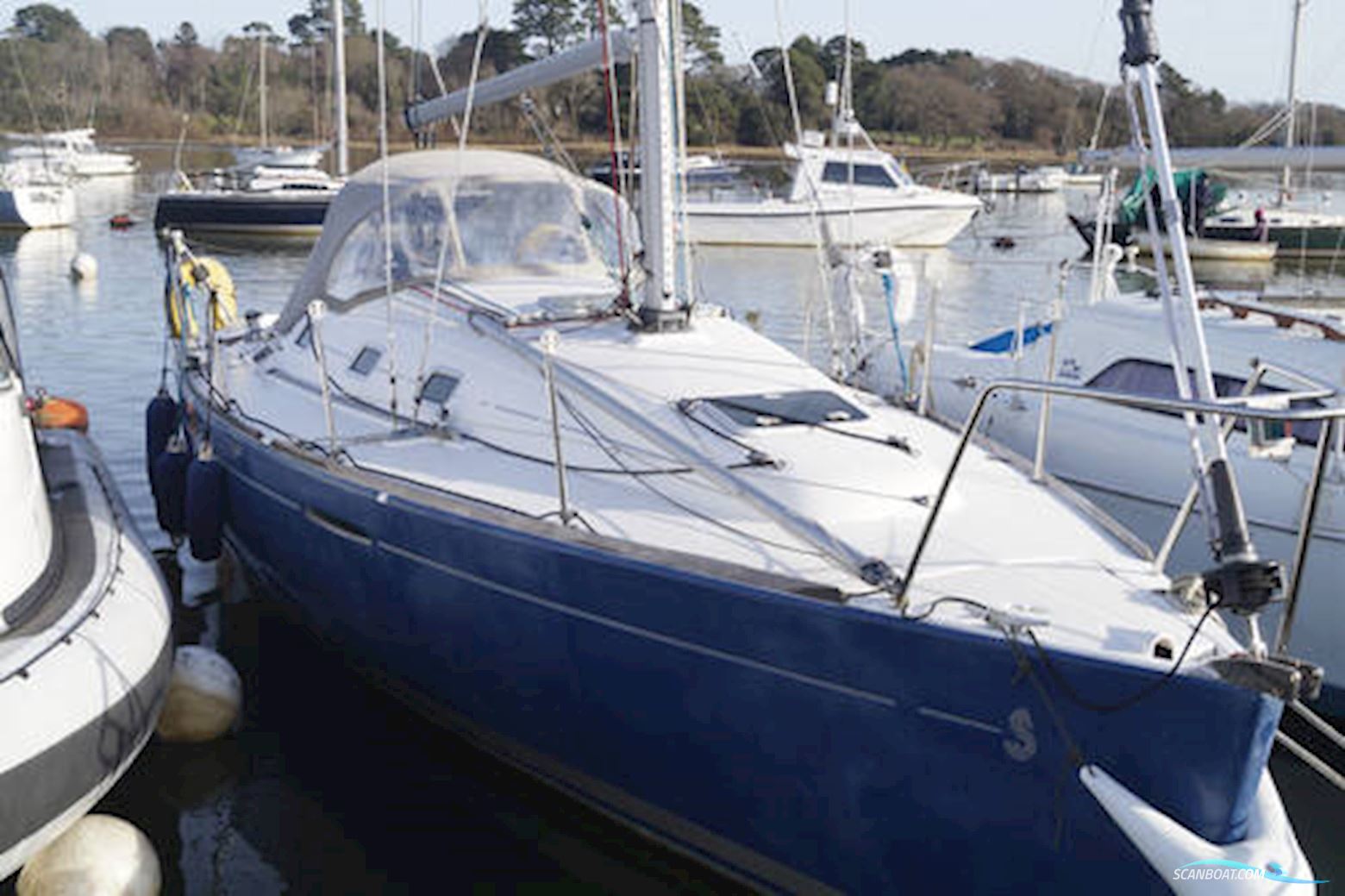 Beneteau First 31.7 Sailing boat 2001, with Volvo 2020 engine, United Kingdom