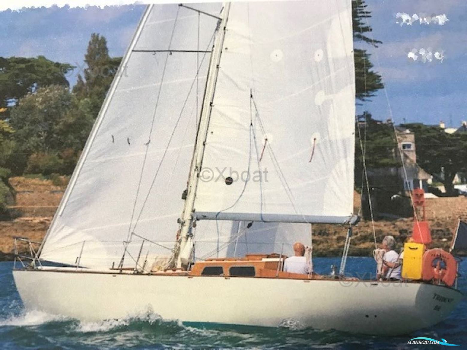 Cmn Mai-CA A Voute Sailing boat 1962, with Volvo engine, France