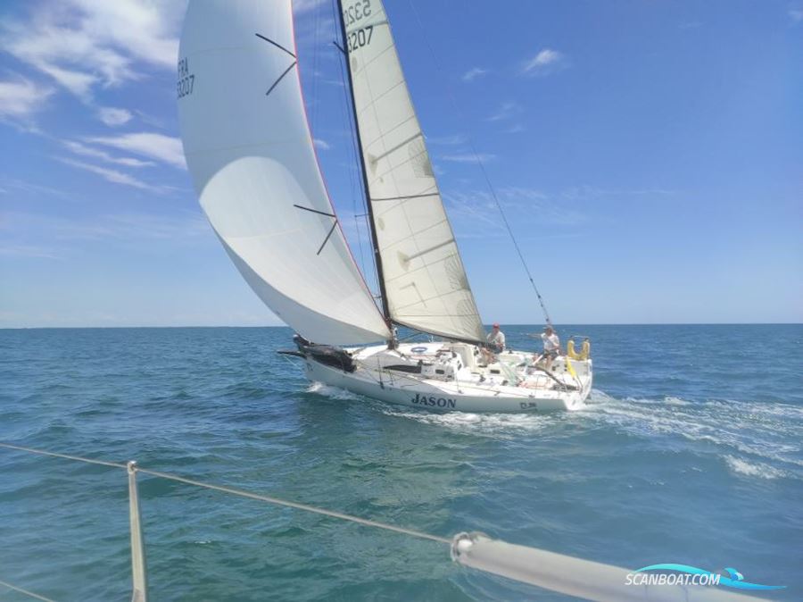 J 99 Sailing boat 2020, with Volvo D1-20 engine, France