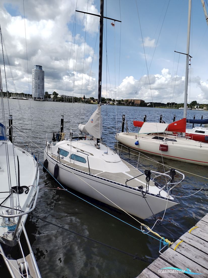 L23 Sailing boat 1978, with Tohatsu 6Ps 4Takt engine, Germany