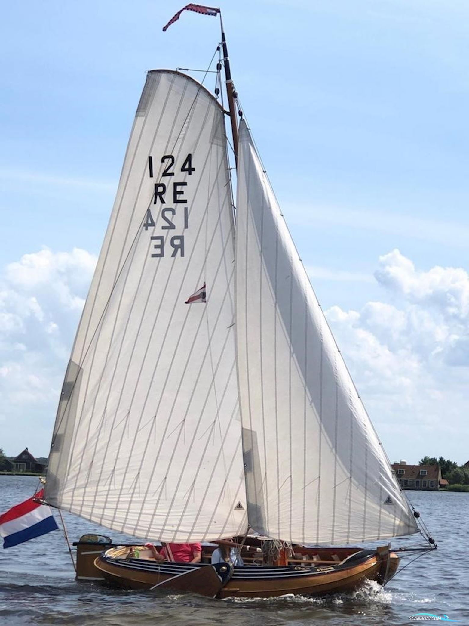Tjotter 5.05 Sailing boat 1910, with Bmw engine, The Netherlands