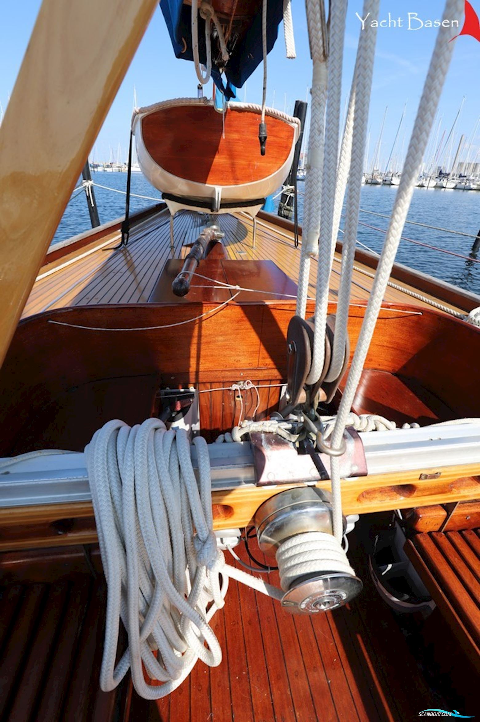 10 m R - Classic Yacht