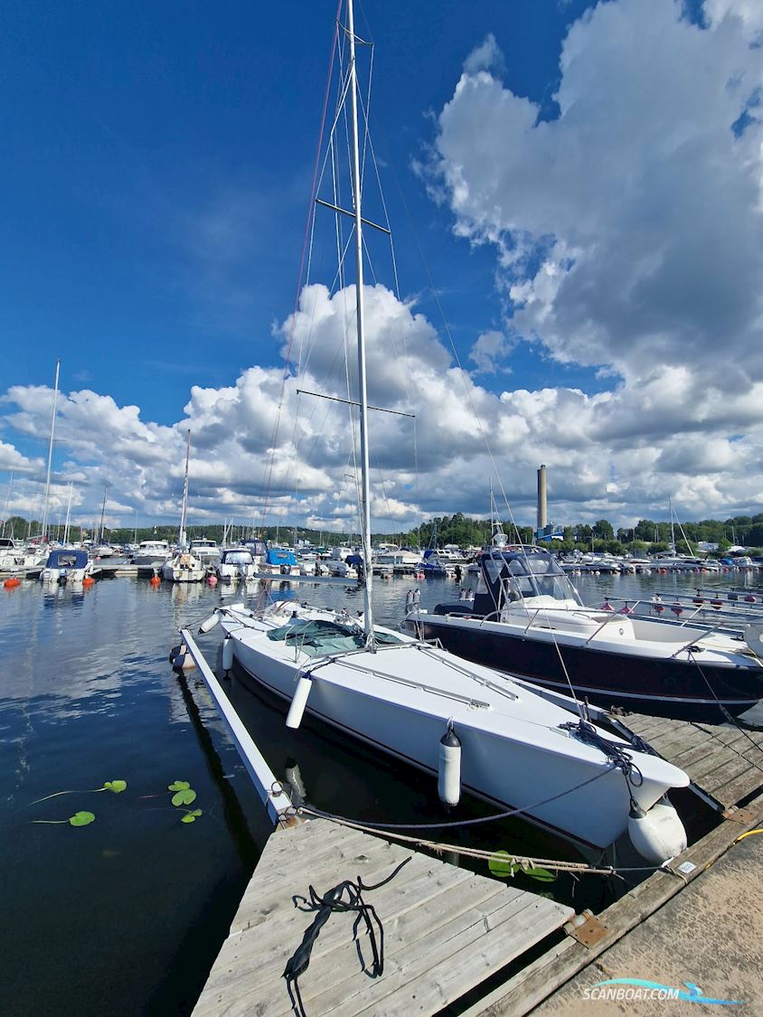 11:Metre One Design Sailingboat 1995, with Mercury 4 Stroke engine, Sweden