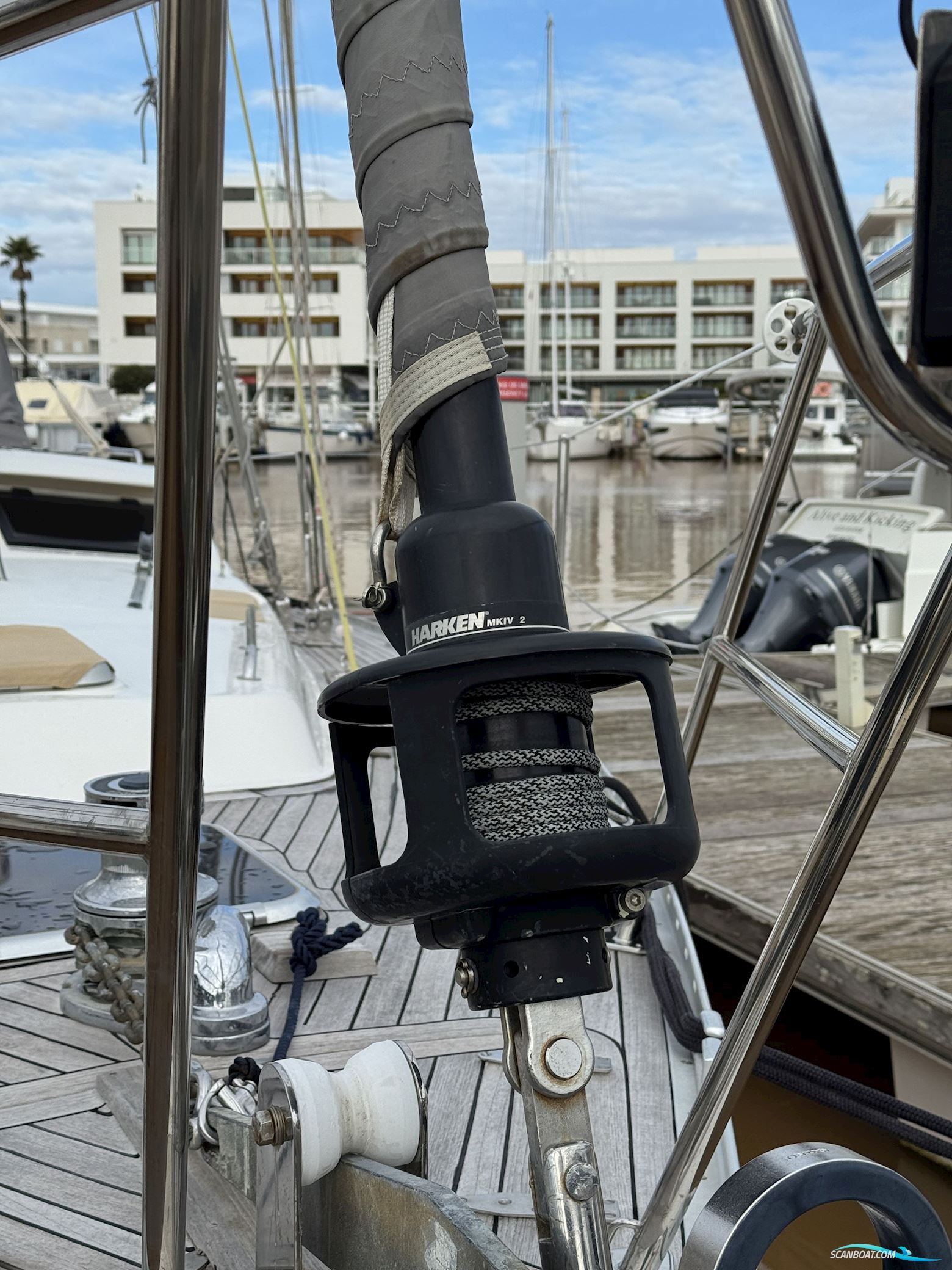 1996 Oyster 45 1996 – Exceptional Blue-Water Cruiser