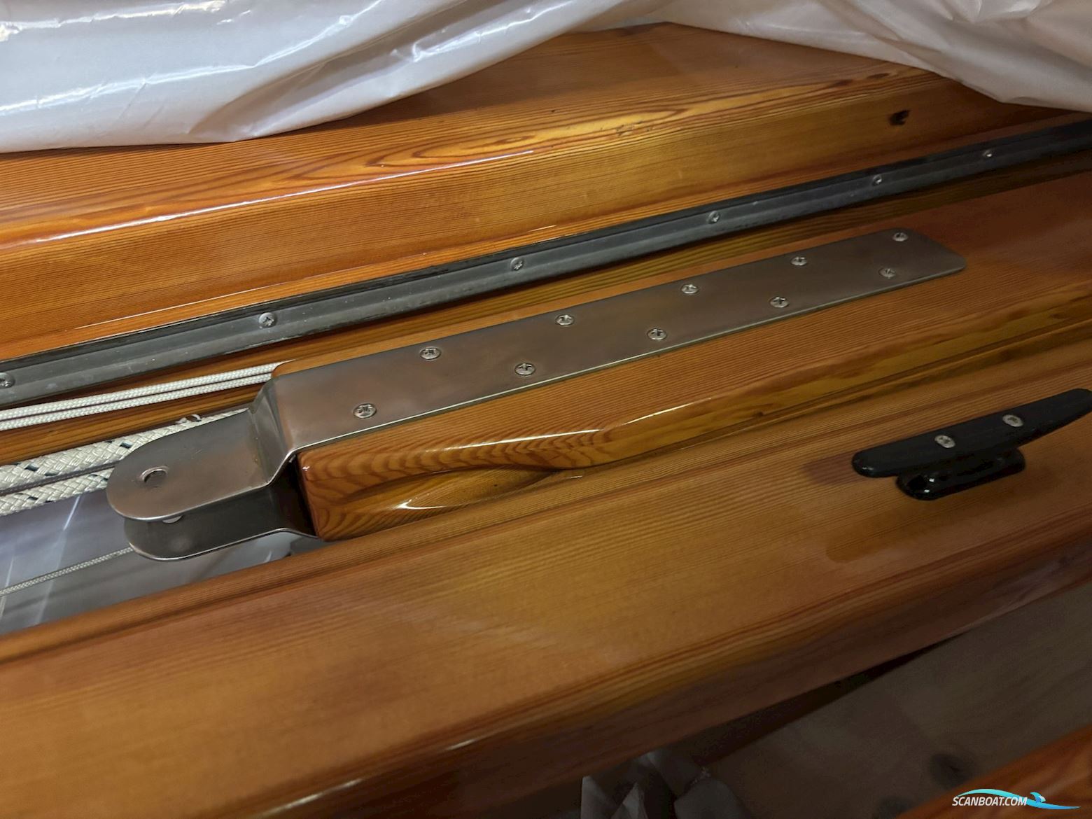 33 Fod Mahogny Ketch