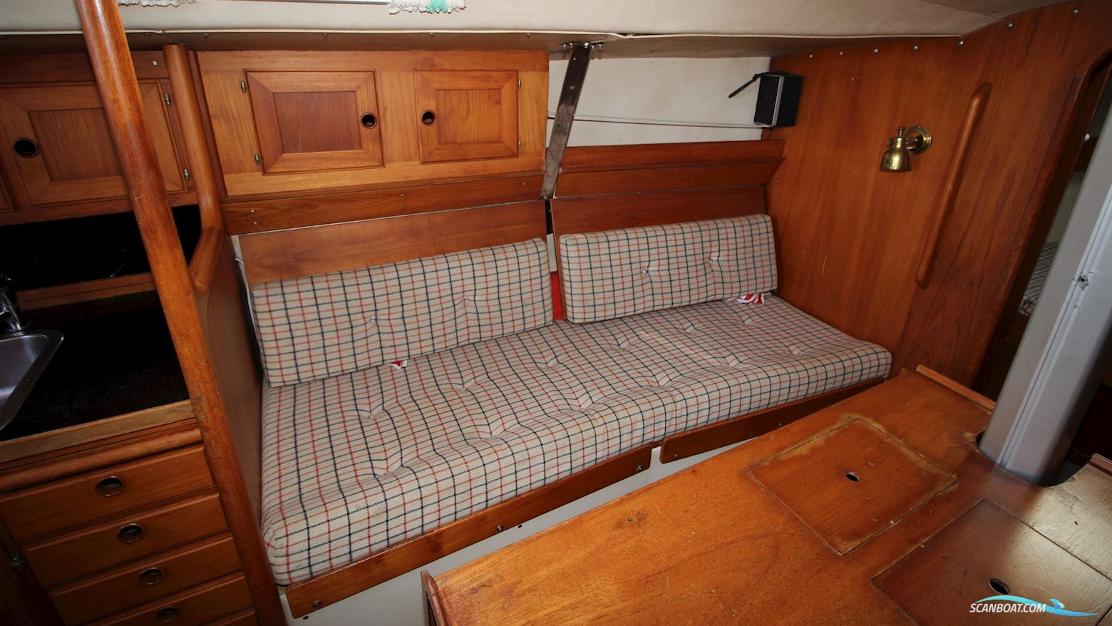 Albin Stratus 35