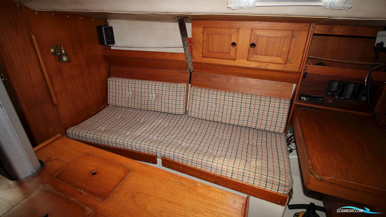 Albin Stratus 35