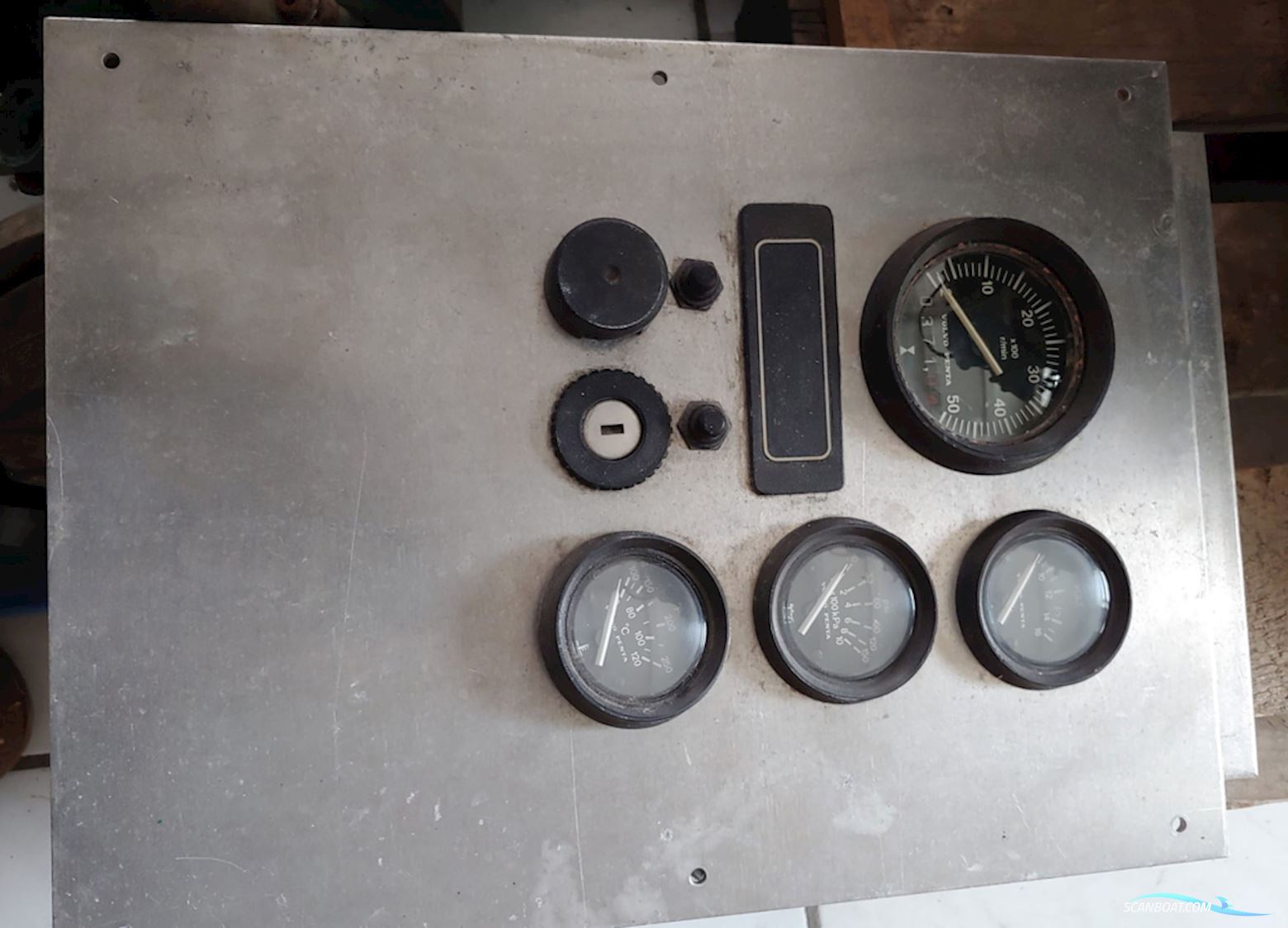 Almaz Asma 50 Aluminium