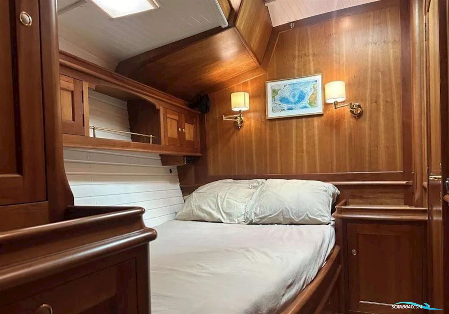 Aluboot BV Hindeloopen semi classic 68