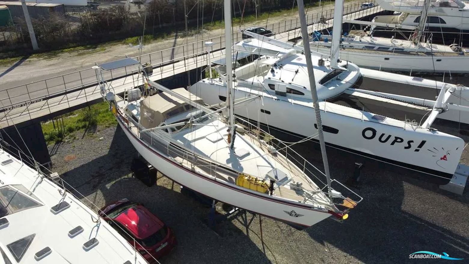 Amel Santorin Sailingboat 1990, with Perkins engine, France