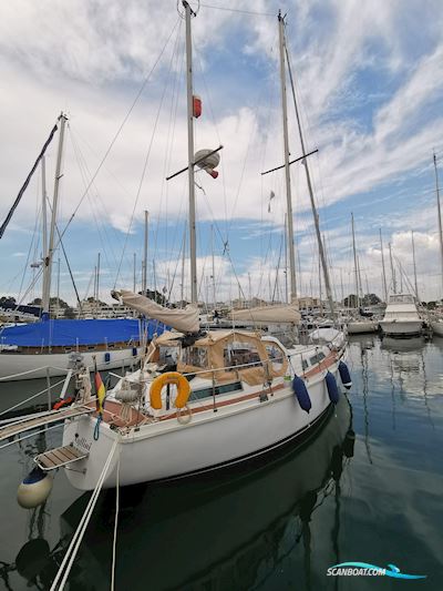 Amel Sharki Sailingboat 1983, with Yanmar engine, Greece