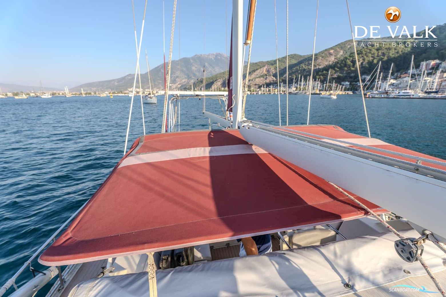 Amel Super Maramu 2000