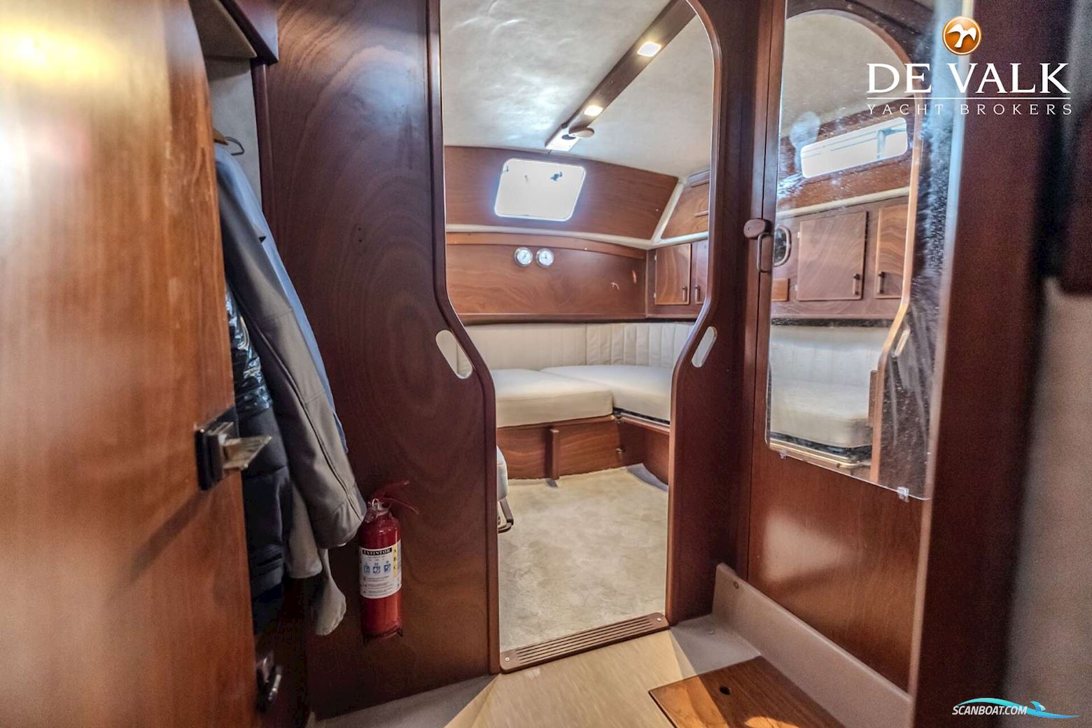 Amel Super Maramu 2000