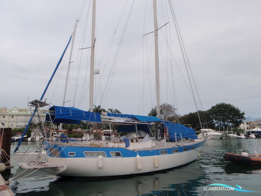 Amphitrite Sailingboat 1981, with Perkins engine, France