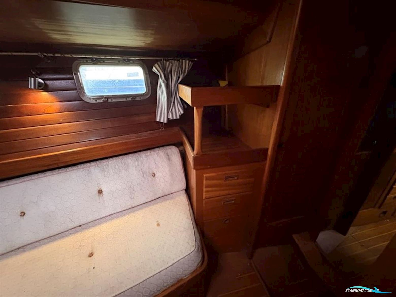 Aphrodite  42 Ketch