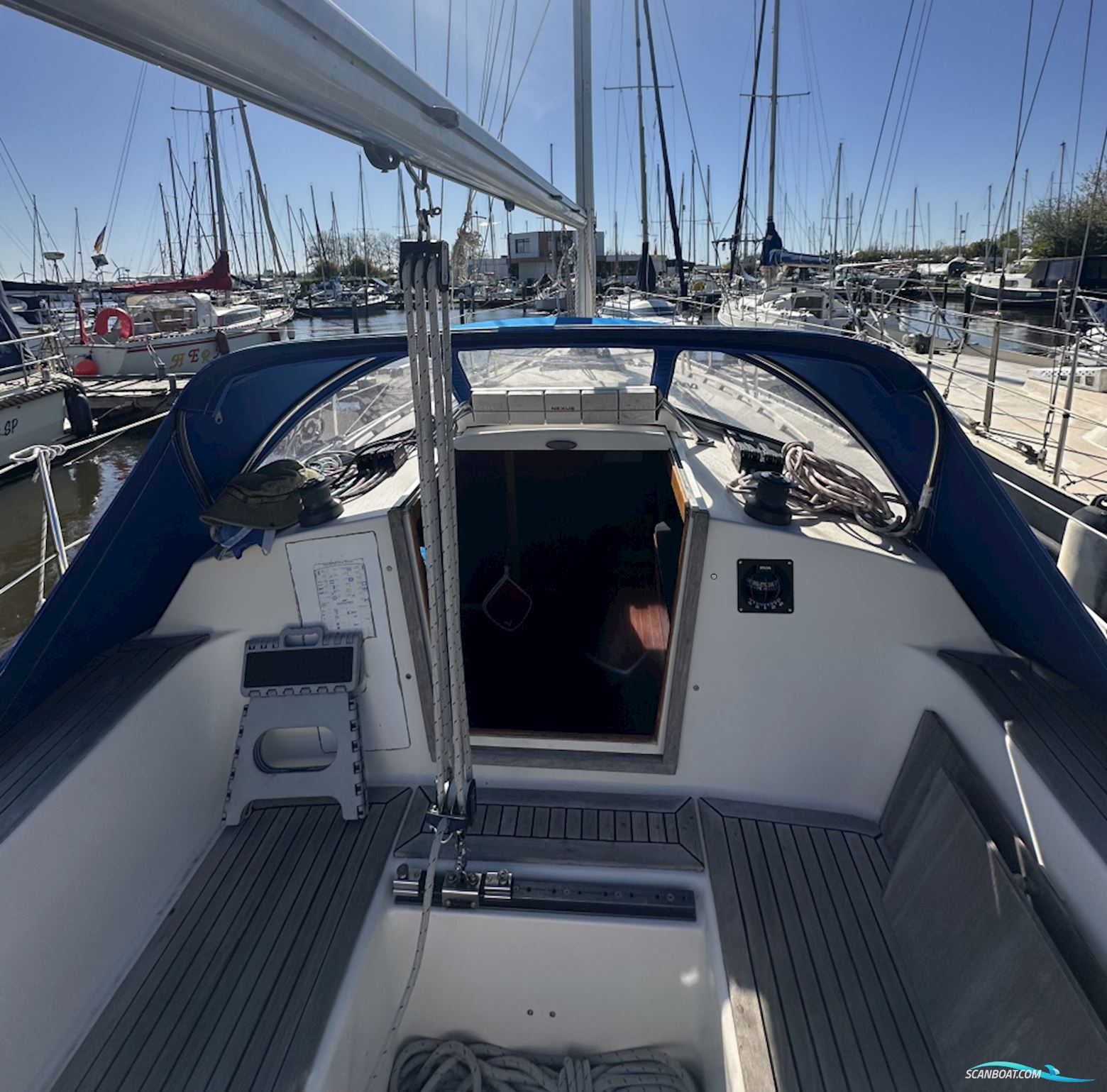 Arcona 32