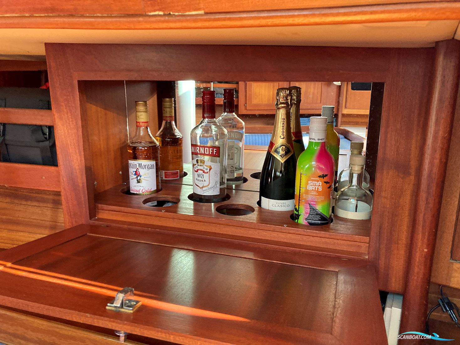 Arcona 36
