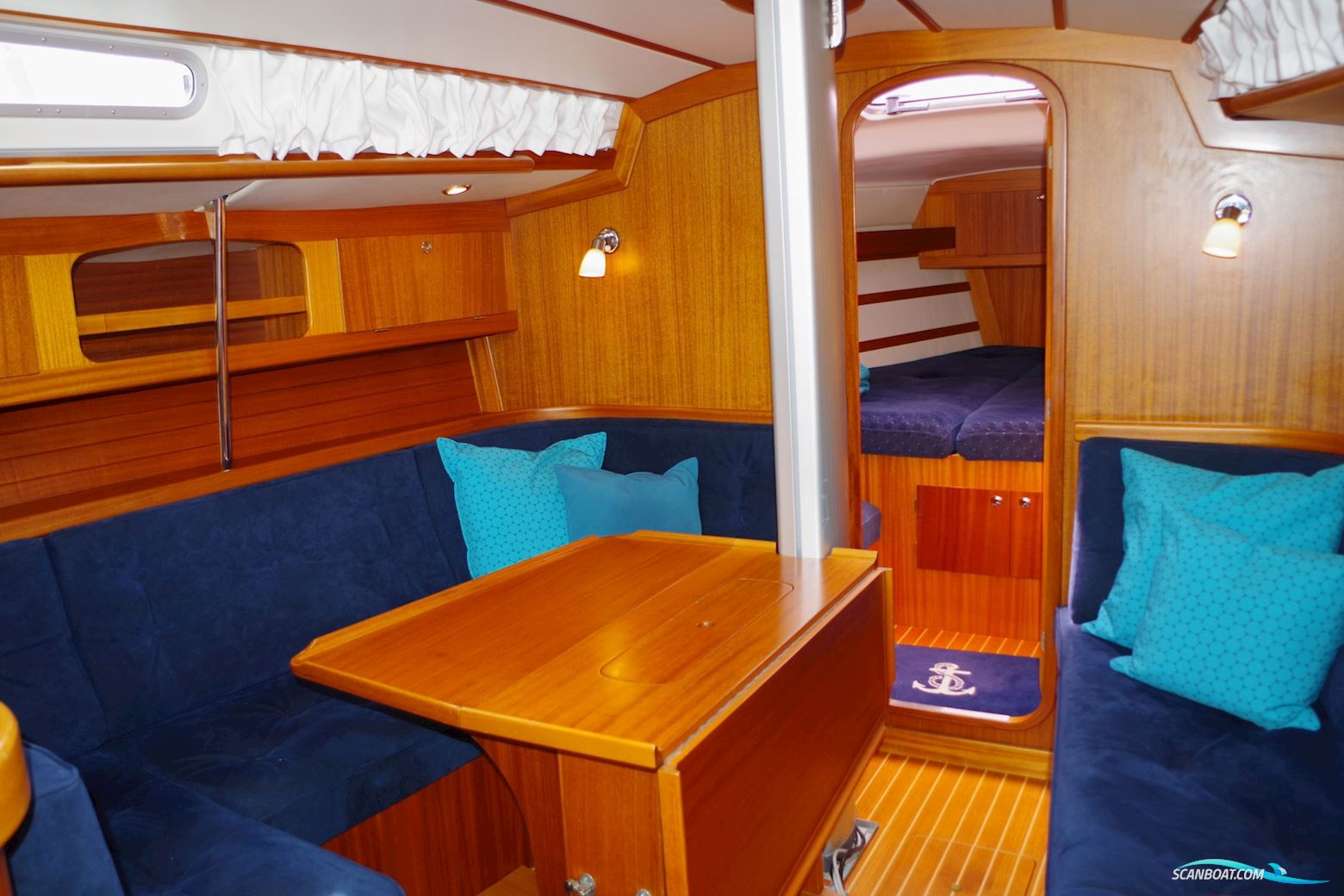 Arcona 370
