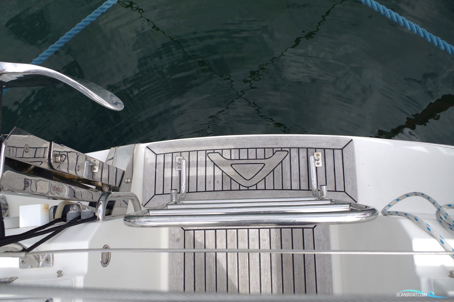Arcona 370