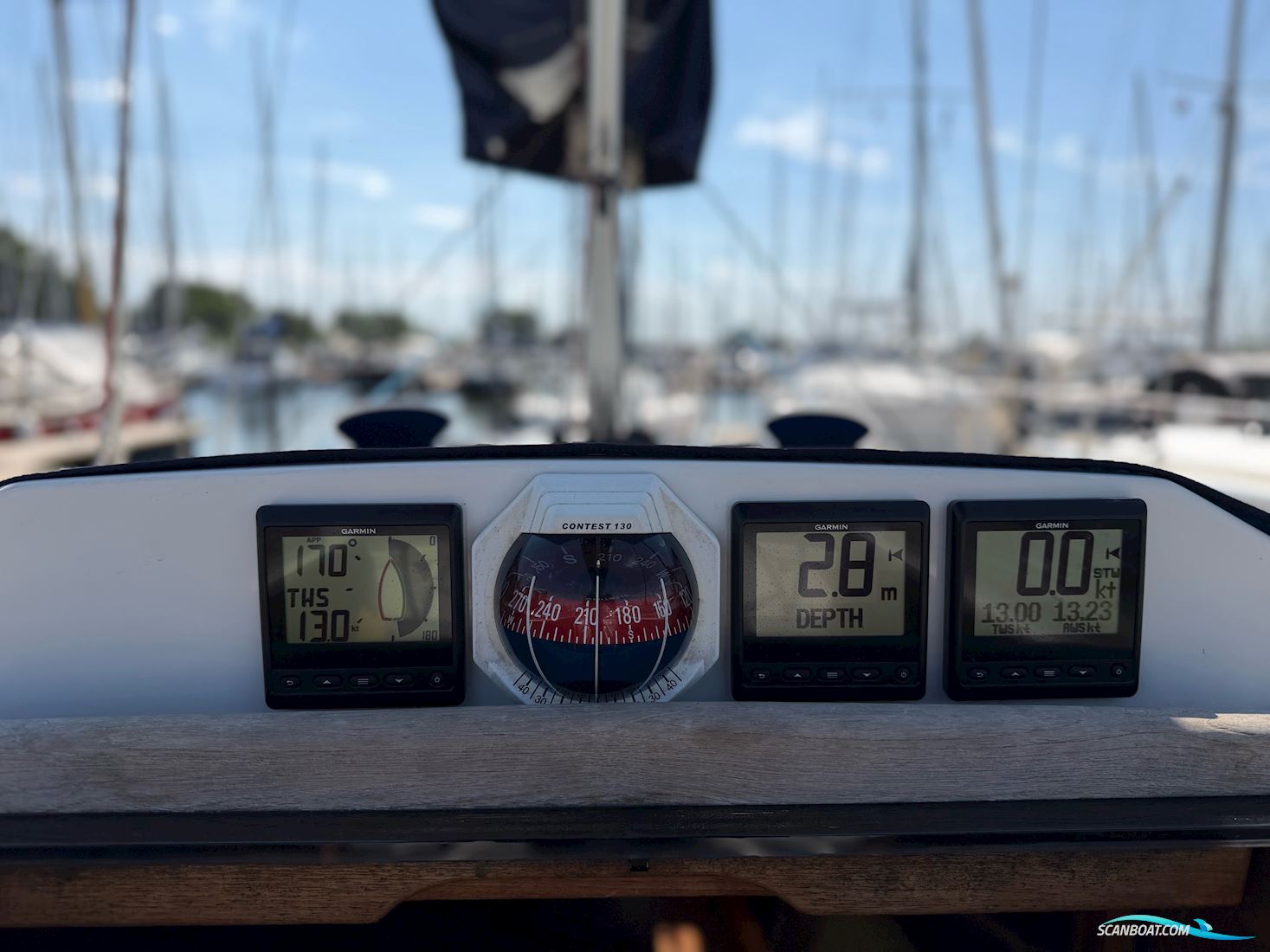 Arcona 370