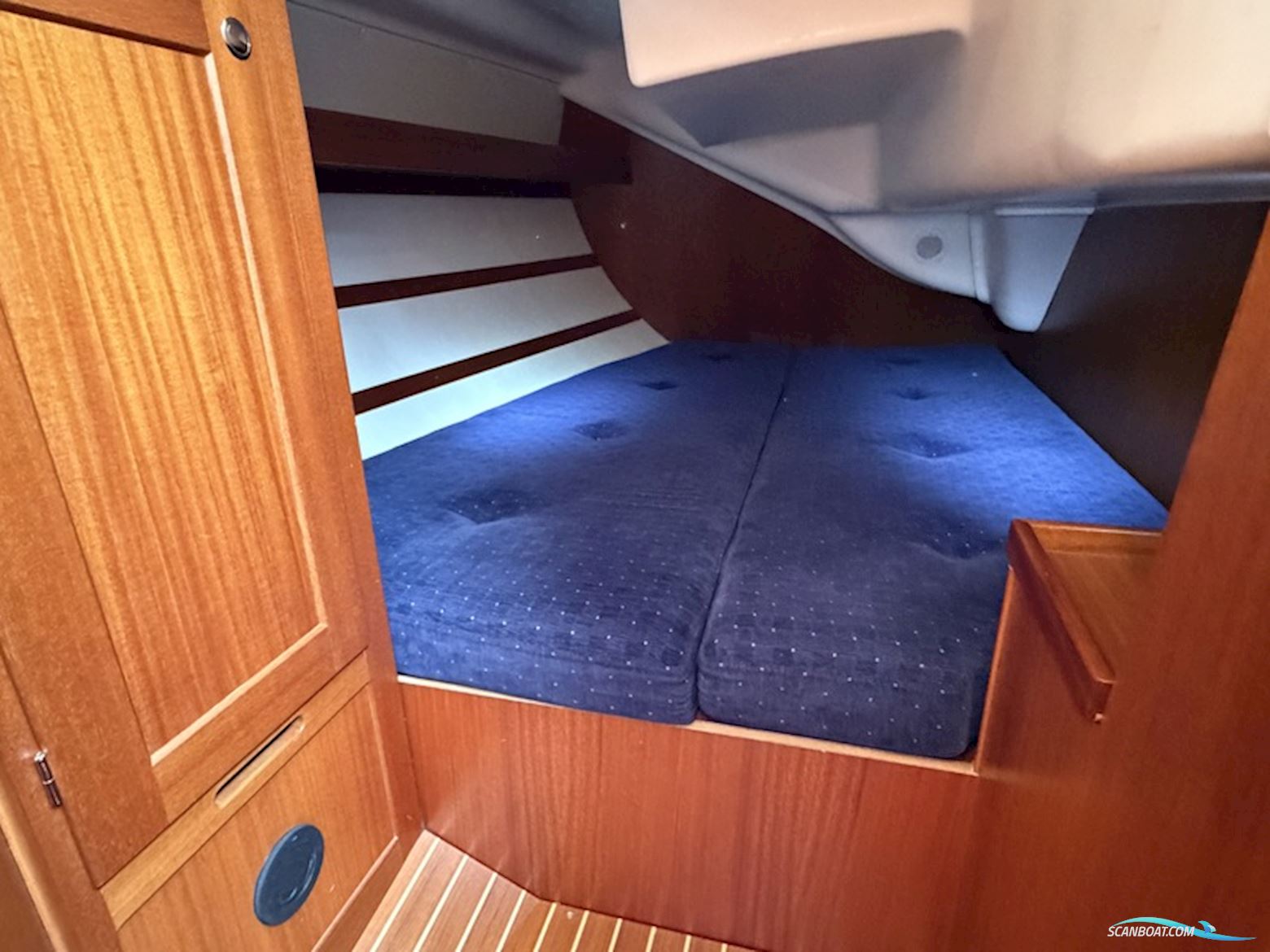 Arcona 370