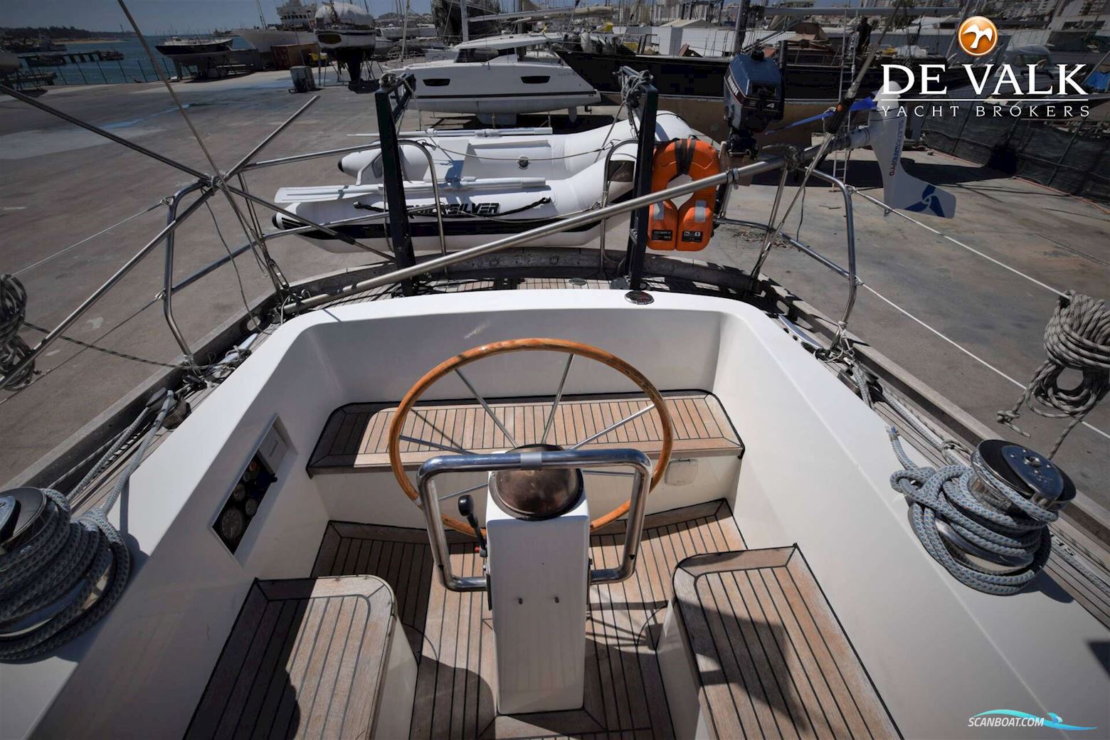 Asante Sloop 50