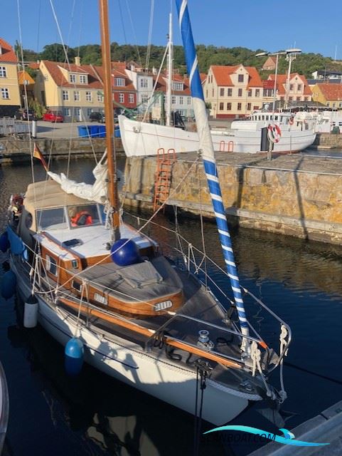 Athena 31 Sailingboat 1985, with Mercedes OM 636 engine, Sweden