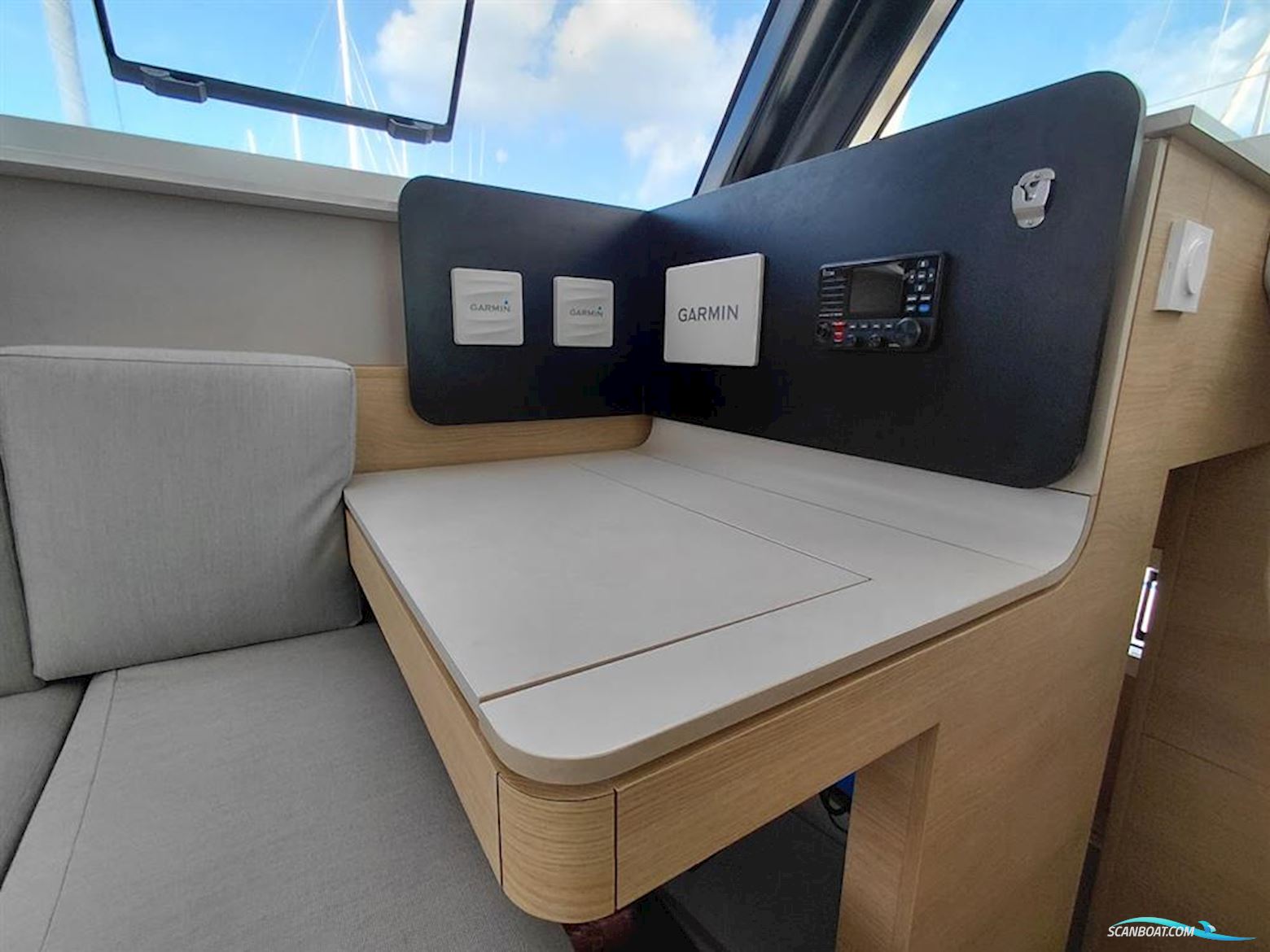 AVENTURA CATAMARANS Aventura 37