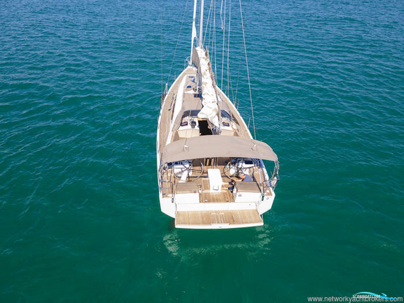 Azuree 46