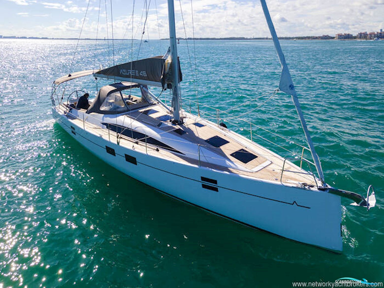 Azuree 46