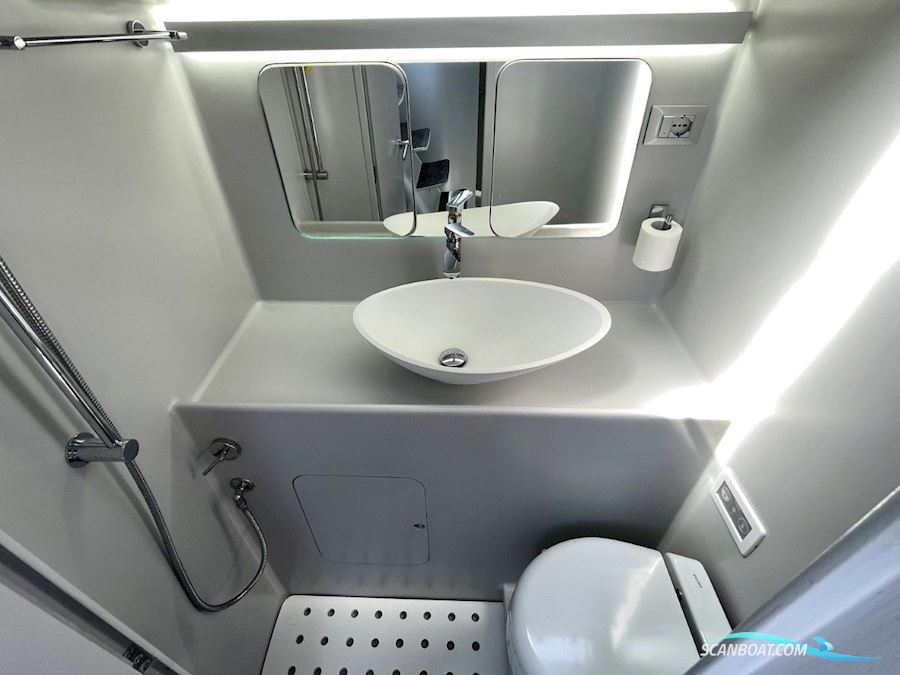 Bakewell White 20m Pocket Maxi