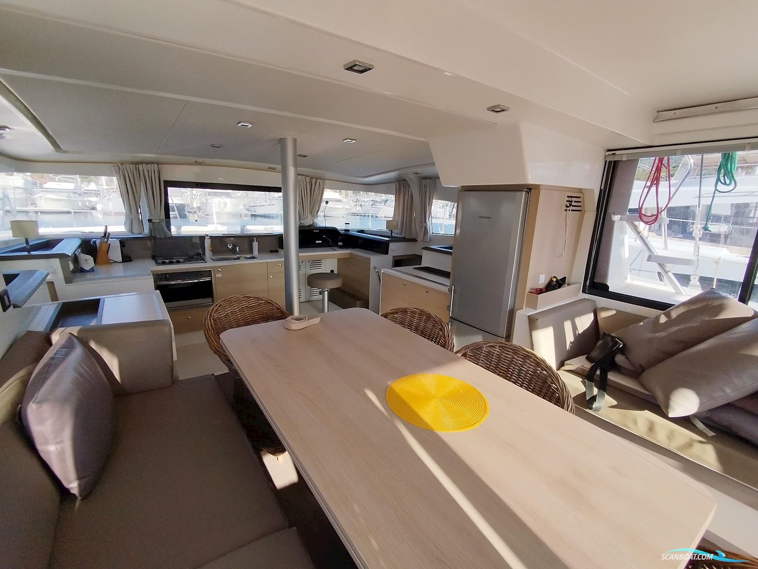 Bali 4.0 Catana
