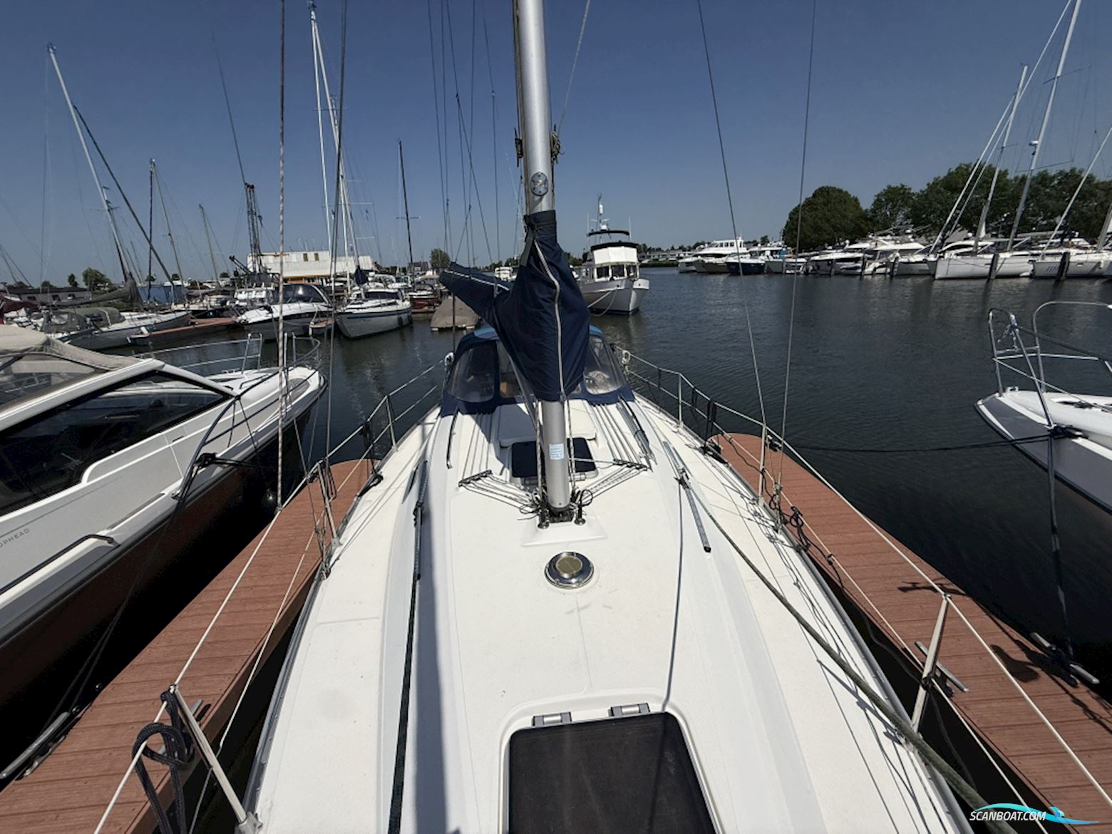 Bavaria  32 Holiday