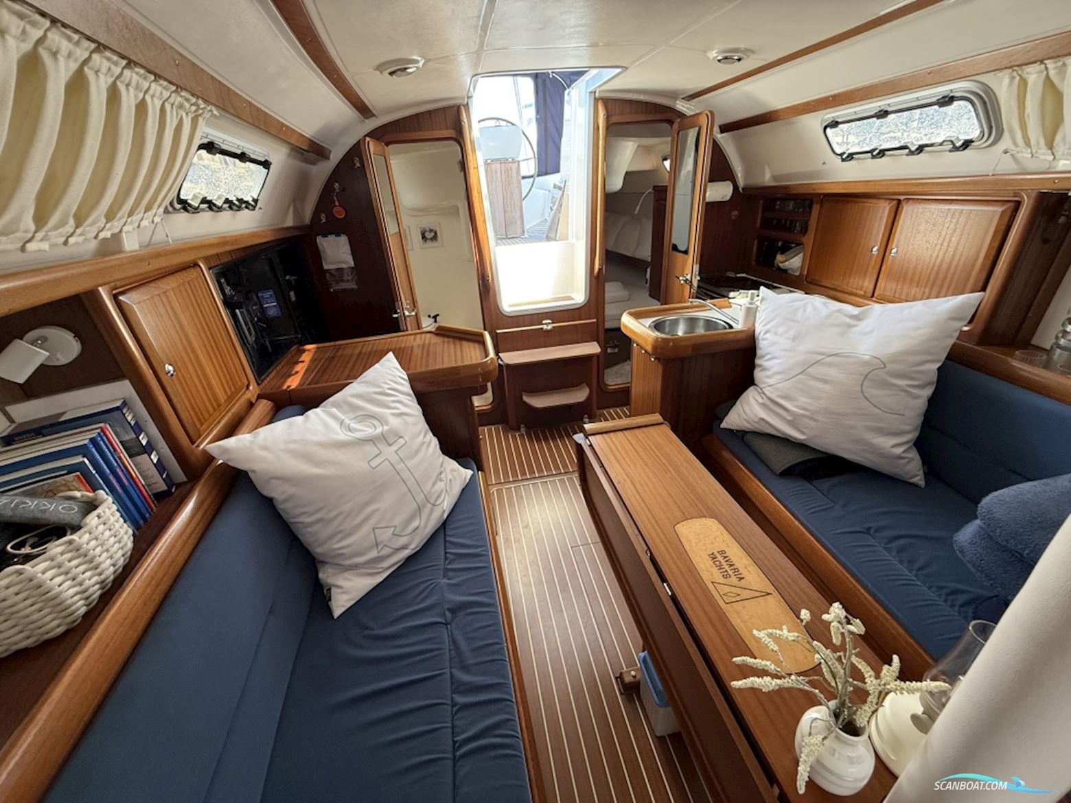 Bavaria  32 Holiday