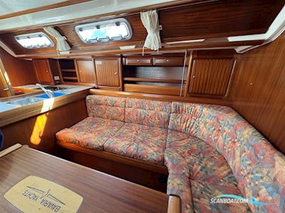 Bavaria  38 Exclusive Sailingboat 1999, with Yanmar  3JH3E engine, United Kingdom