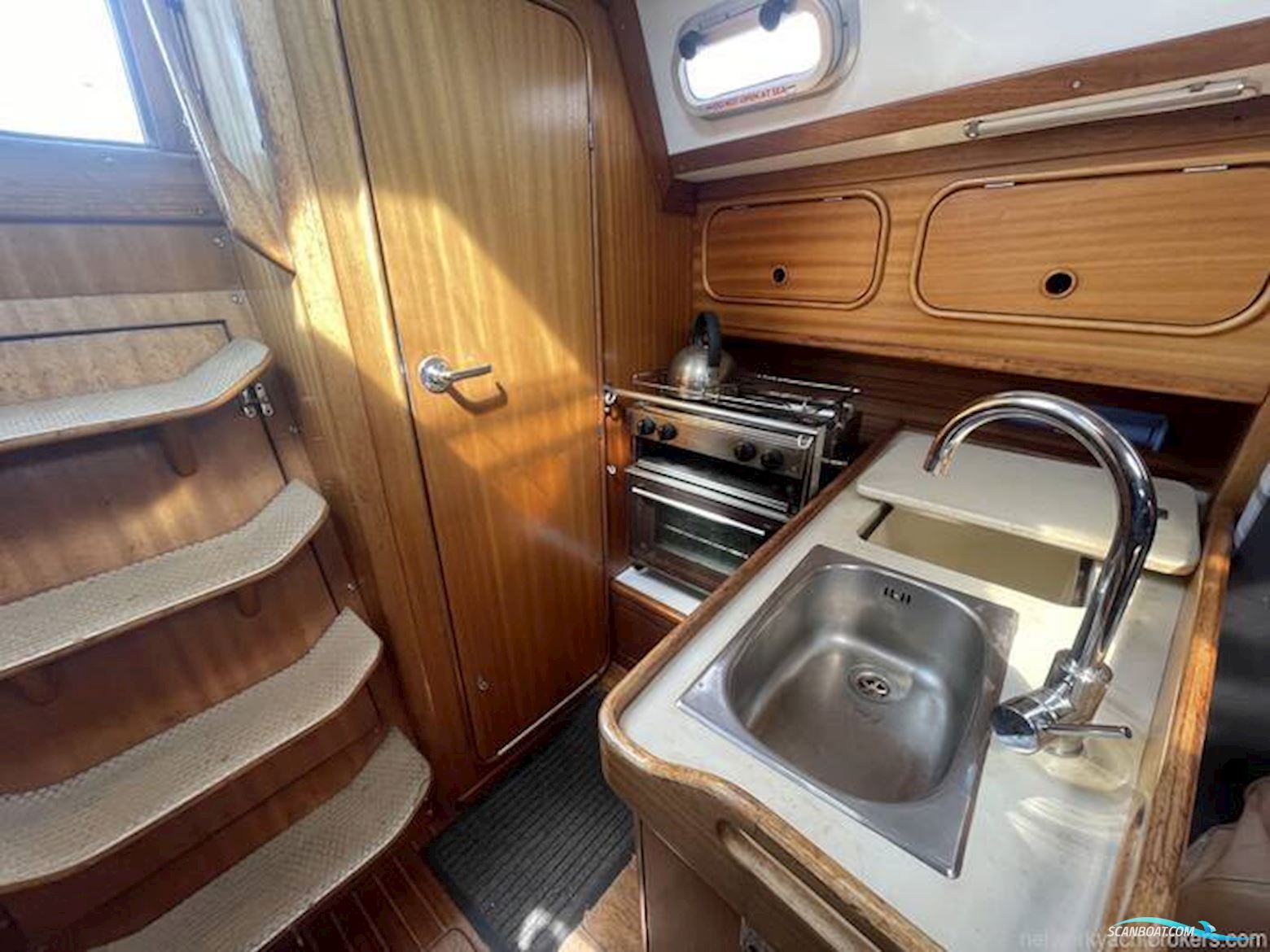 Bavaria 30