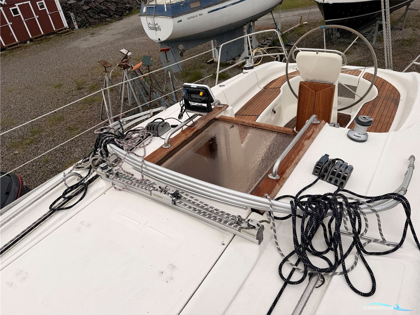 Bavaria 32 Cruiser - rätt utrustning & nyare motor 