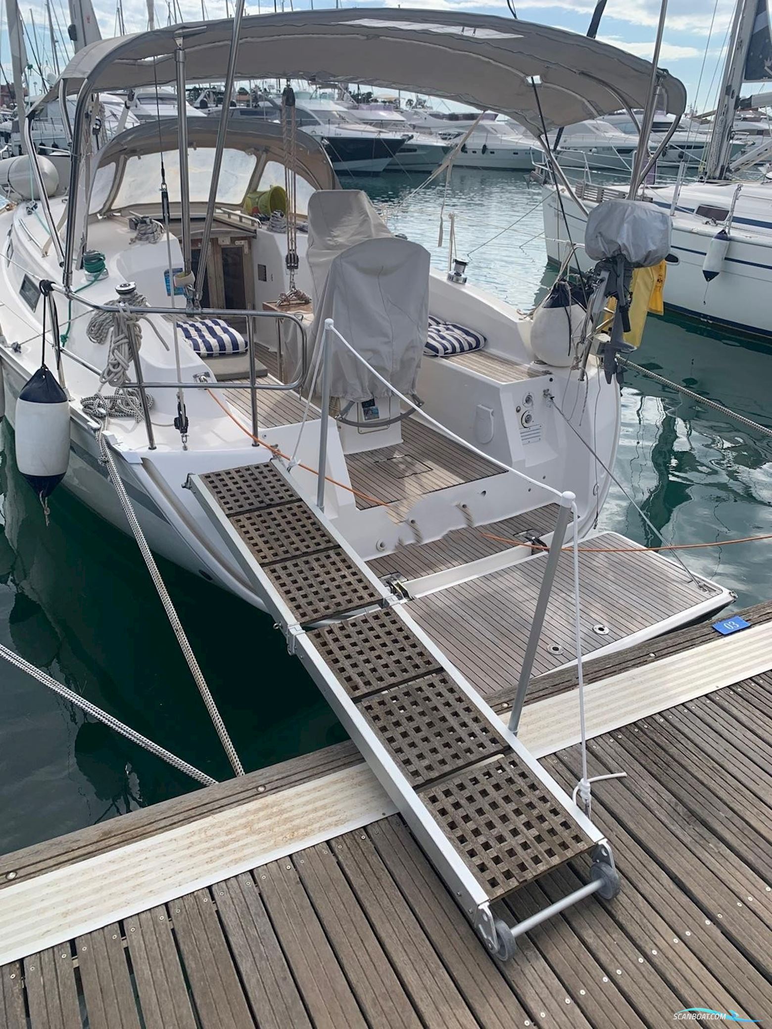 Bavaria 32 CRUISER