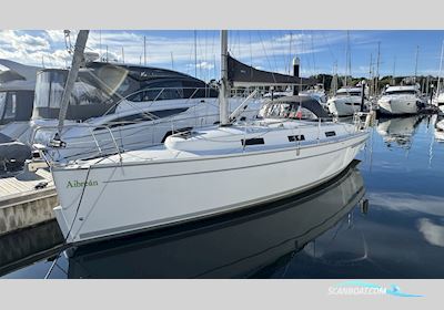 Bavaria 32 Cruiser Sailingboat 2010, with Volvo Penta engine, United Kingdom